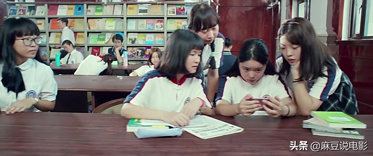 闪光少女二次元火了 (闪光少女音乐二次元)