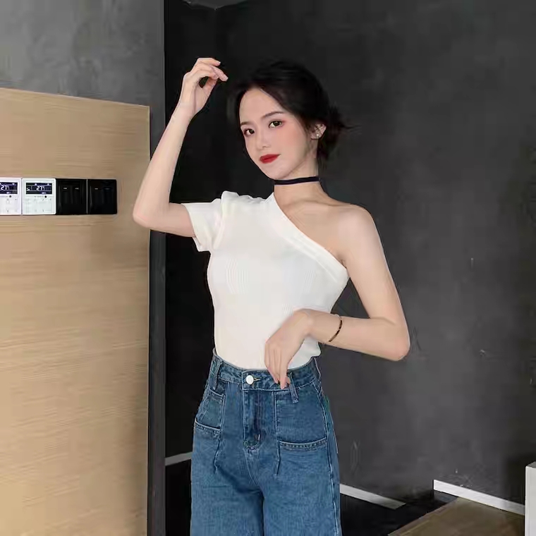 肩宽该怎么穿啊,肩宽适合怎么穿