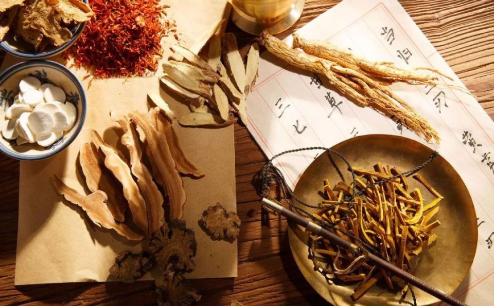 深圳一师奶总结了香港扫年货攻略，超实用