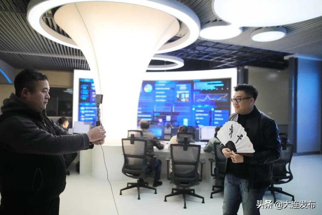 一起看大连的海景,大连的新媒体公司