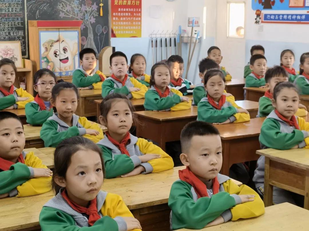 包头市昆区包钢实验二小分校,内蒙古包头市包钢实验二小