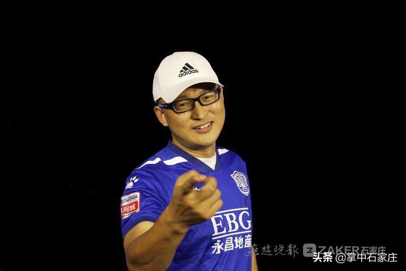 从小练足球的男生,从小练足球