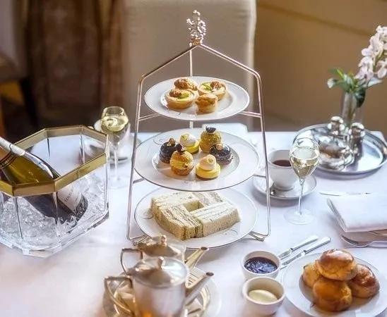 好物之走进英国丨川宁：在英国，没有什么是一杯下午茶解决不了的