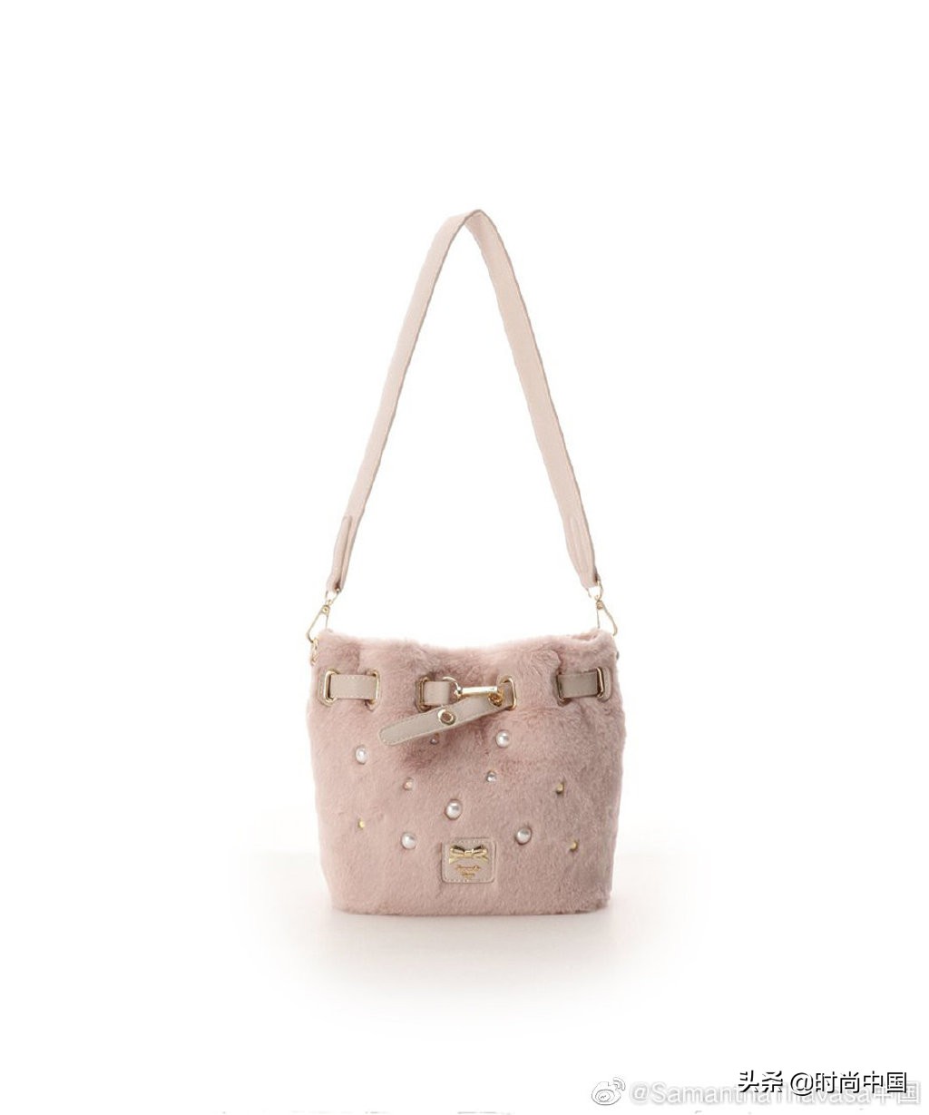 碧昂丝、维多利亚、可儿都推崇的“日本香奈儿”，千元就能入手，粉它