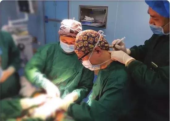 一旦开启潘多拉的魔盒就关不上了,打开了就关不上的玩具