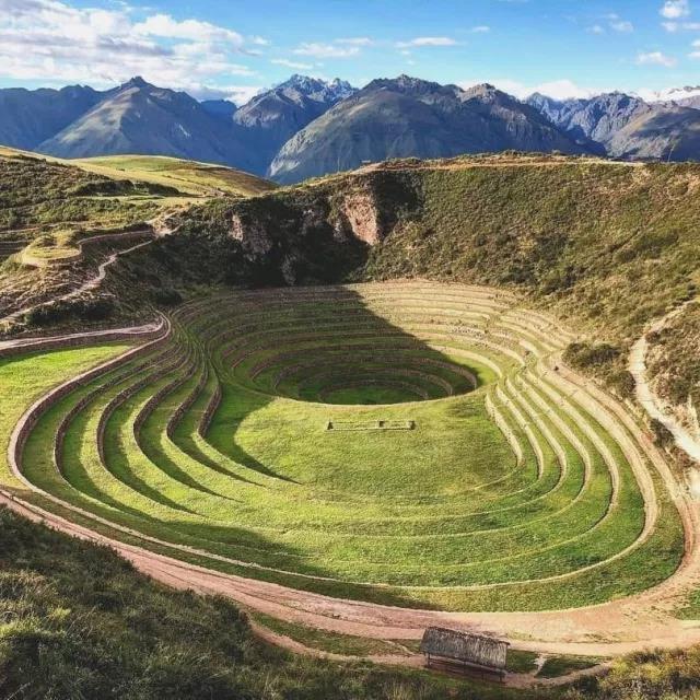 长相像外国人的汉族人,长相酷似中国人的印第安人