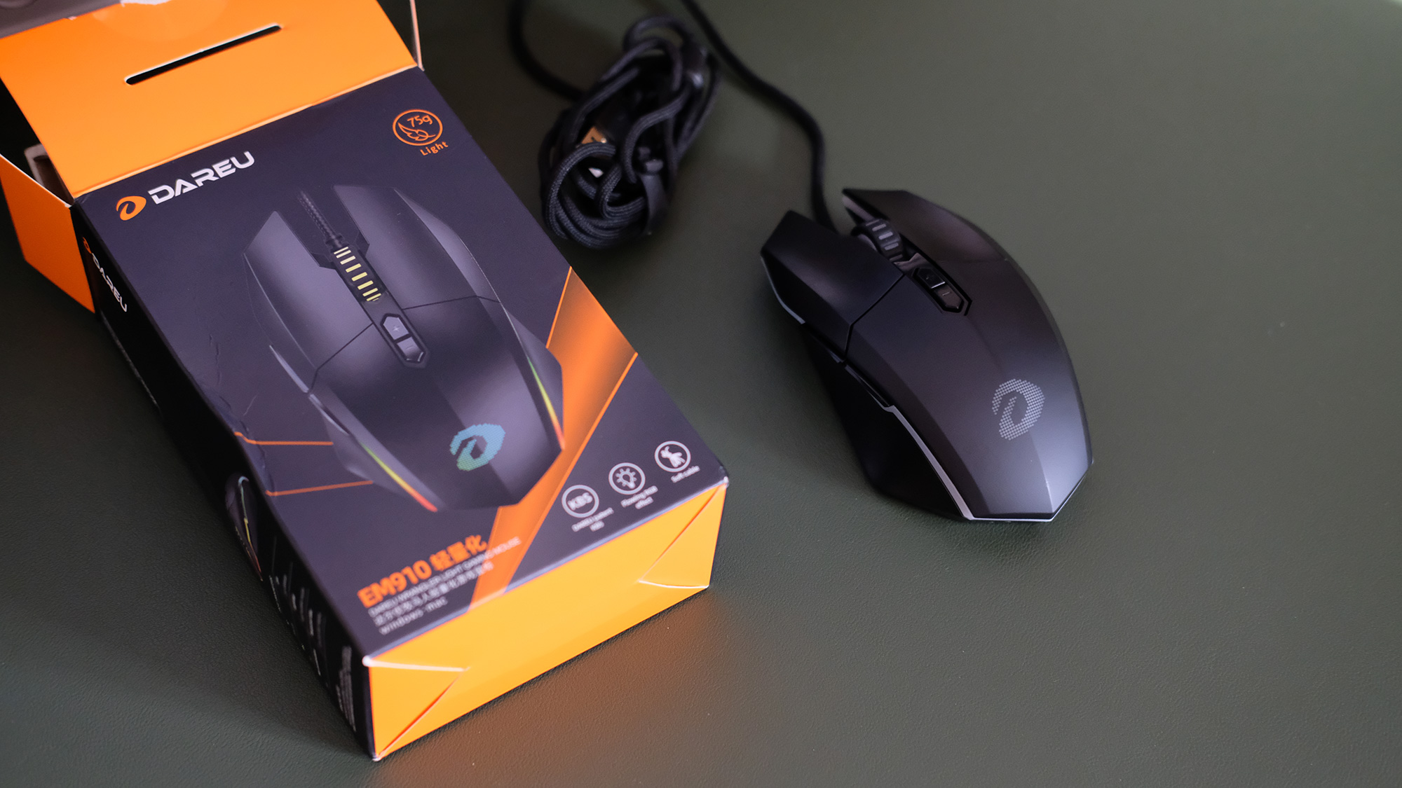 达尔优em910荆棘紫,达尔优em910白色与黑色