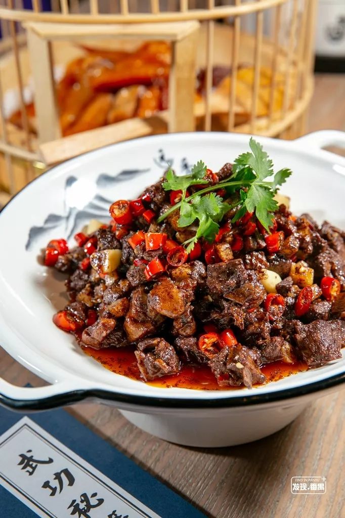 就在市桥！武侠风音乐酒馆来了，卖着60+款地道湘菜！