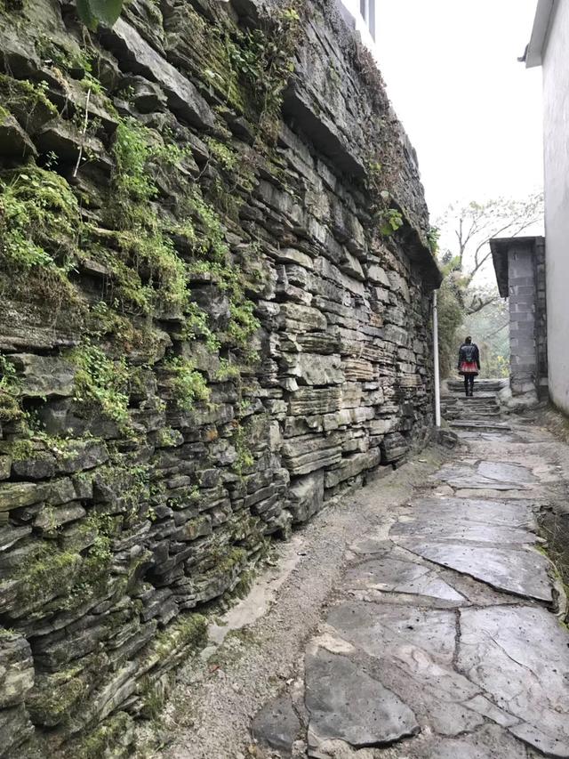 早岗古苗寨,早岗苗寨2008年照片