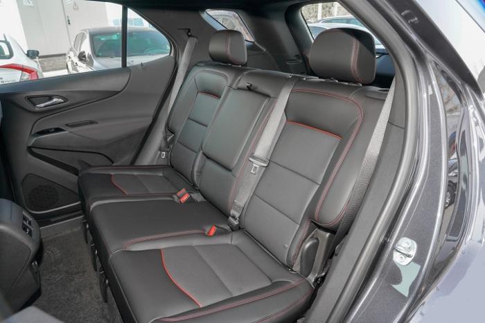 雪佛兰探界者和crv,本田crv与雪佛兰探界者对撞