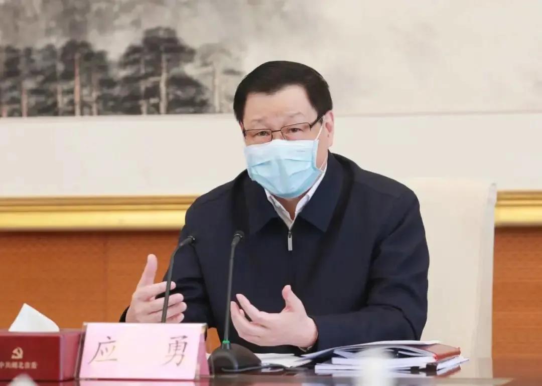 湖北省委书记应勇：要充分考虑长时间封闭管理给群众生活和精神带来的压力，将心比心、以心换心
