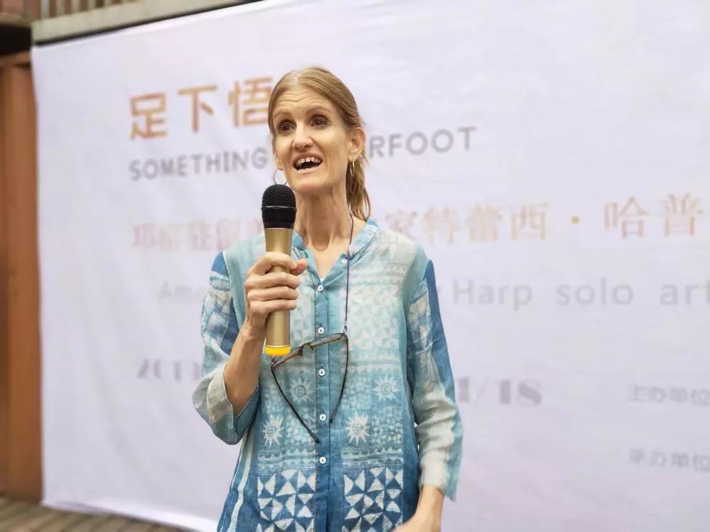 为什么洲际英迪格等大牌，美国艺术家都涌入这座偏远小镇？