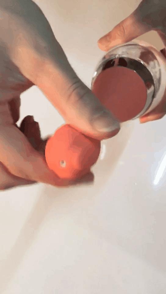 洗着洗着就没热水了,洗着洗着就不见了