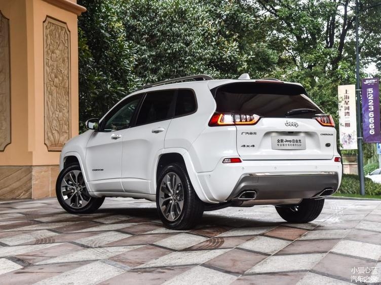 jeep新款自由光二手车,jeep新自由光旗舰版