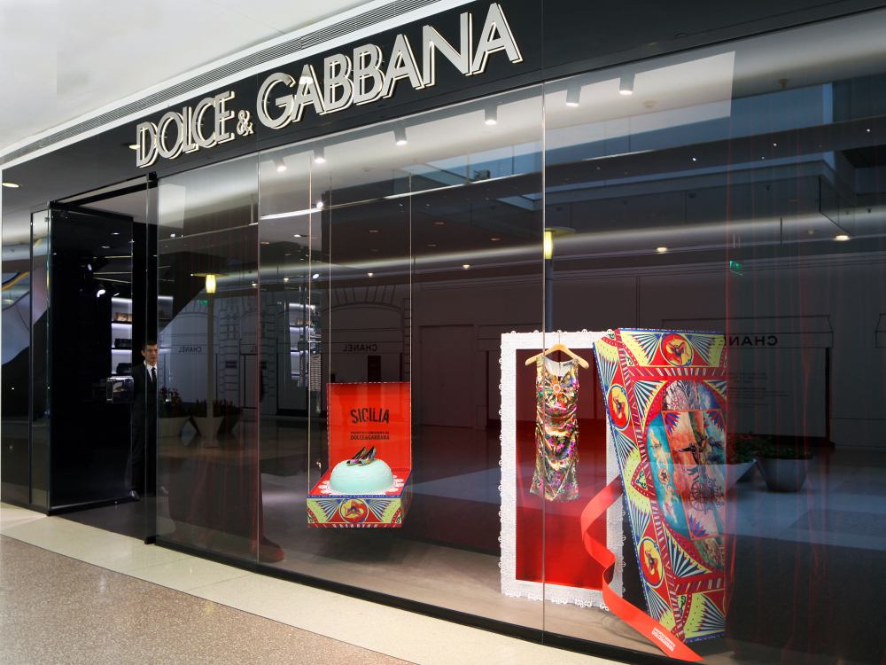 杜嘉班纳为什么淘宝上没有,杜嘉班纳最近怎样