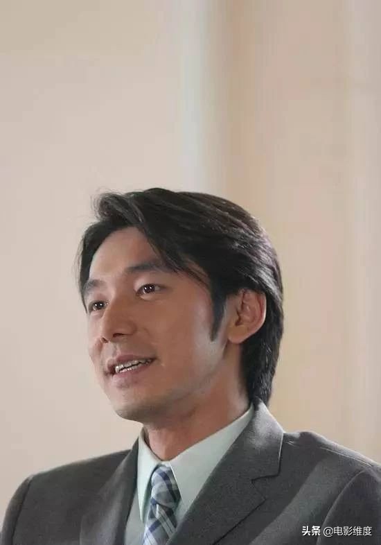 45岁李李仁婚姻幸福，为妻子主动结扎，婚后育有一儿一女惹人羡