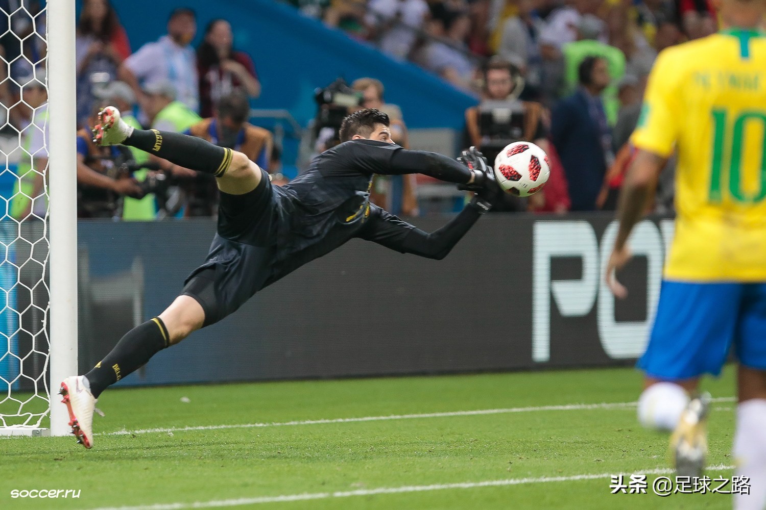 门将必会的三种接球技巧