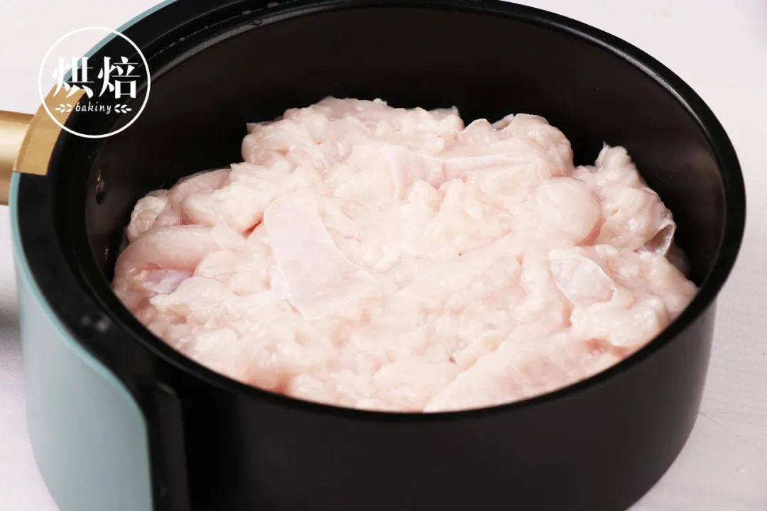 猪油炸出来怎么才可以放得久,空气炸锅炸猪油的正确方法