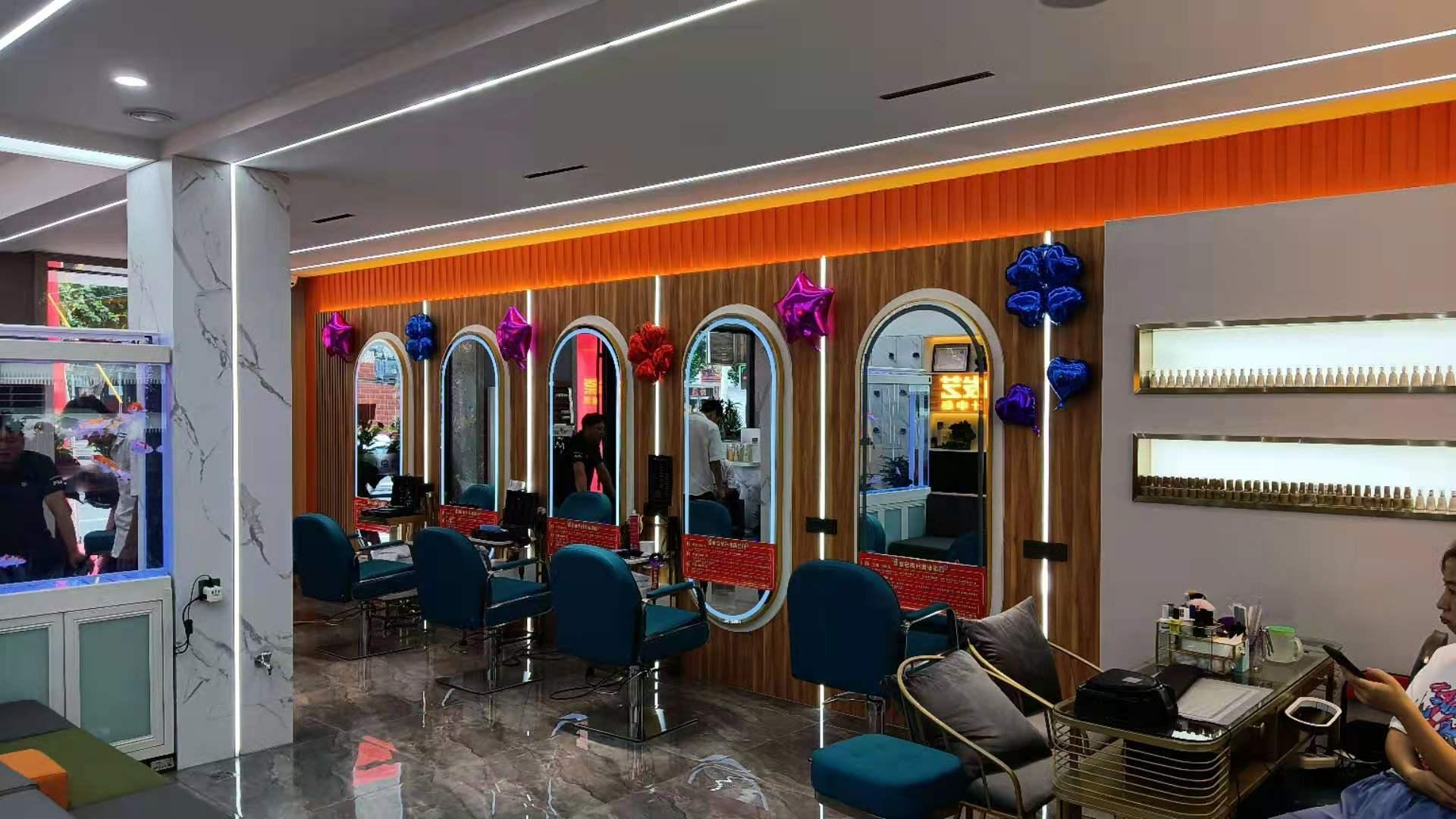 崇尚发艺美发厅,打卡美发店达人