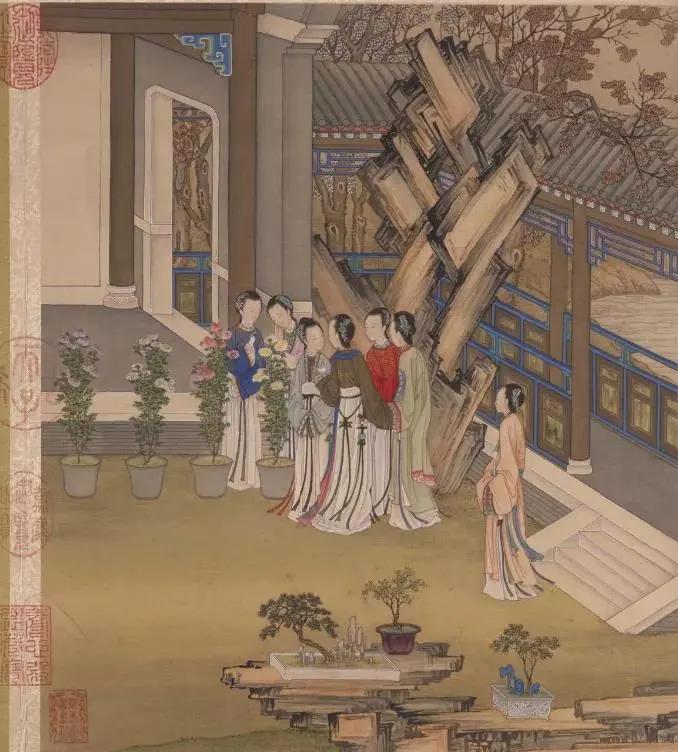 她是真有钱，也是真寂寞