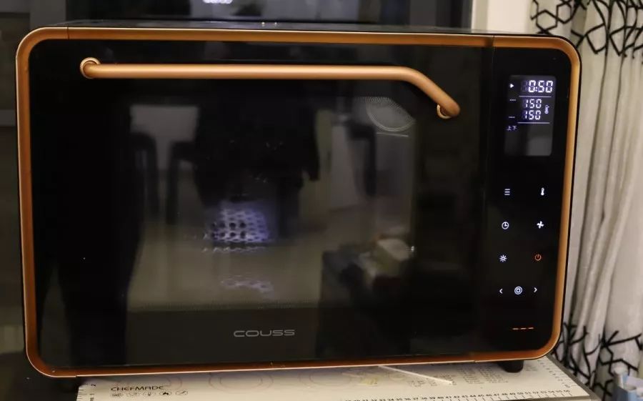 奶油鲜花蛋糕图片,鲜花奶油生日蛋糕