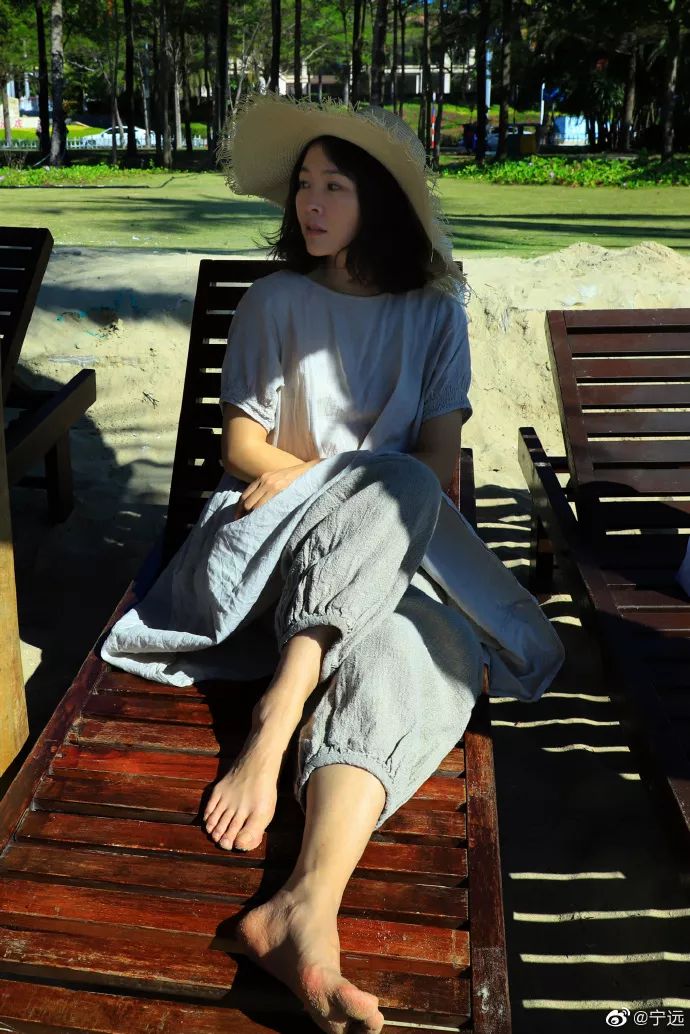 十年前的美女主播去哪了,十年前离开央视的女主持人