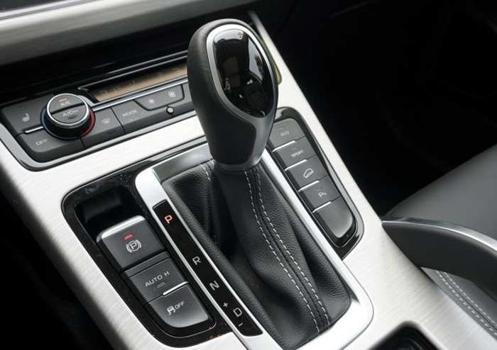 吉利博越6at变速箱顿挫异响成顽疾,博越6at变速箱抖动维修多少钱