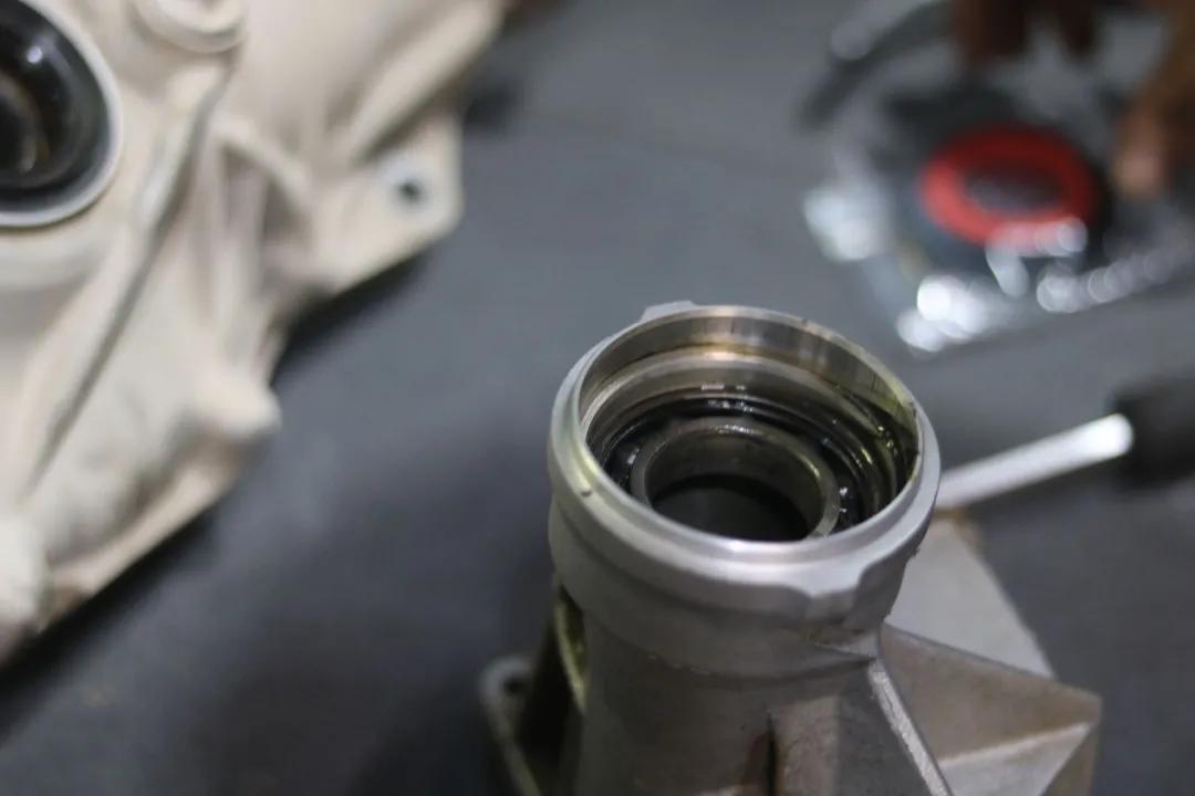 怪兽修车宝马,怪兽修车老车翻新天津