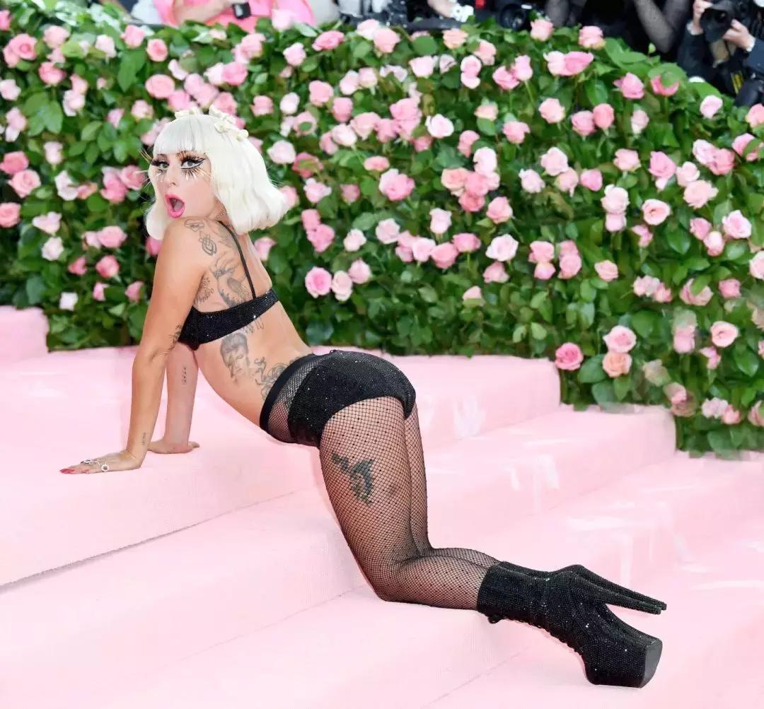 MetGala｜他们都在骗你，今年时尚奥斯卡的主题，是中国古代神话