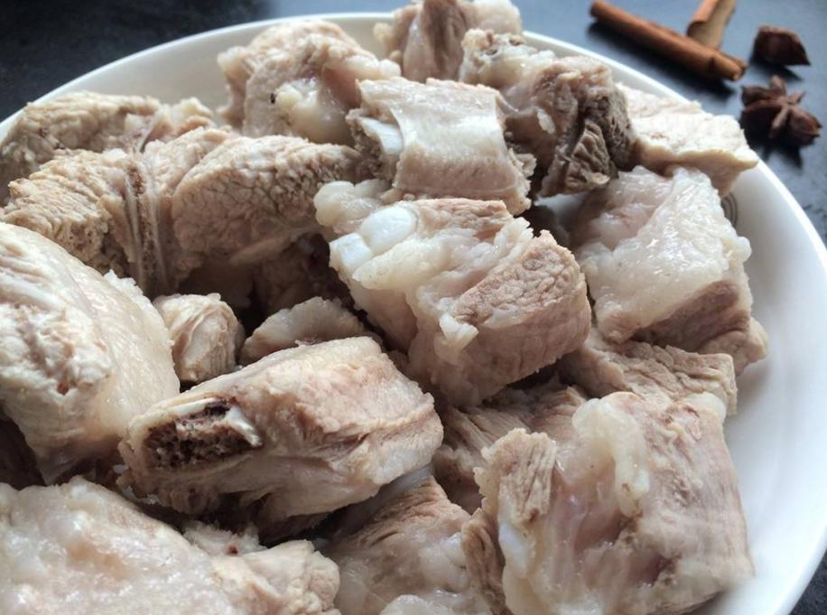 为什么清炖排骨又柴又硬,排骨为什么柴和硬