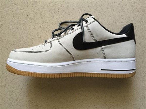 ct2357-002耐克鞋怎么辨别真假,区分真假耐克鞋的方法