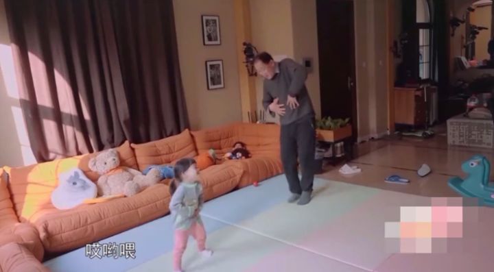 孩子网课看手机要怎么教育 (如何让孩子使用手机和网课)