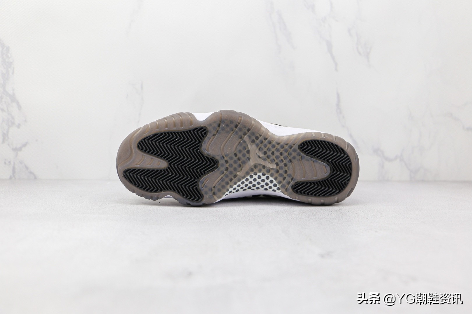 乔丹新款aj11篮球鞋 (乔丹airjordanaj11)