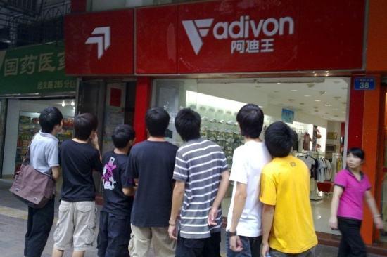 nba以往经典球鞋,曾经跌入神坛的球鞋