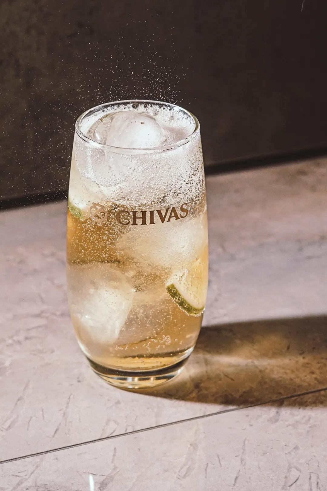 芝华士潮爆型动夜，点燃E2W东西空间