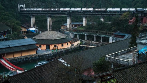 夯吾苗寨的银饰值得买吗,夯吾苗寨银饰全是手工打造吗