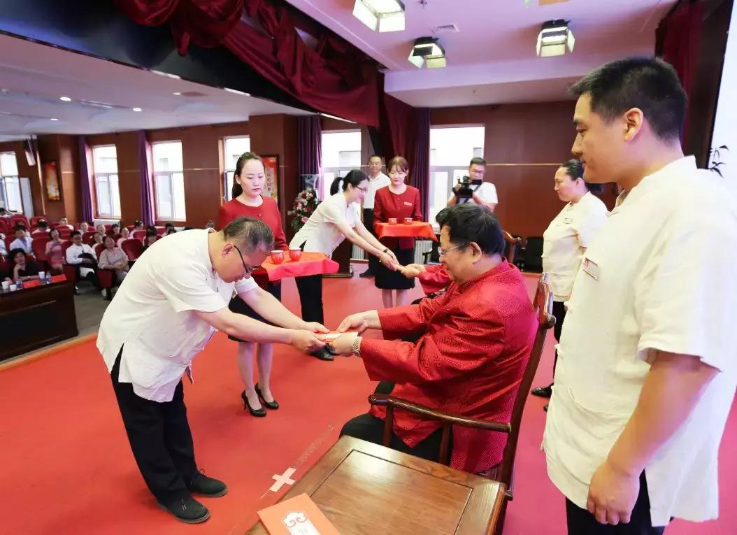 省市名中医传承拜师仪式,中医师带徒的拜师仪式流程