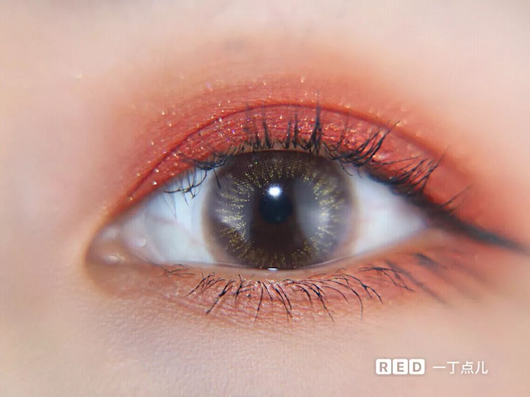 红色系单品搭配技巧,红色系单品怎么搭配好看