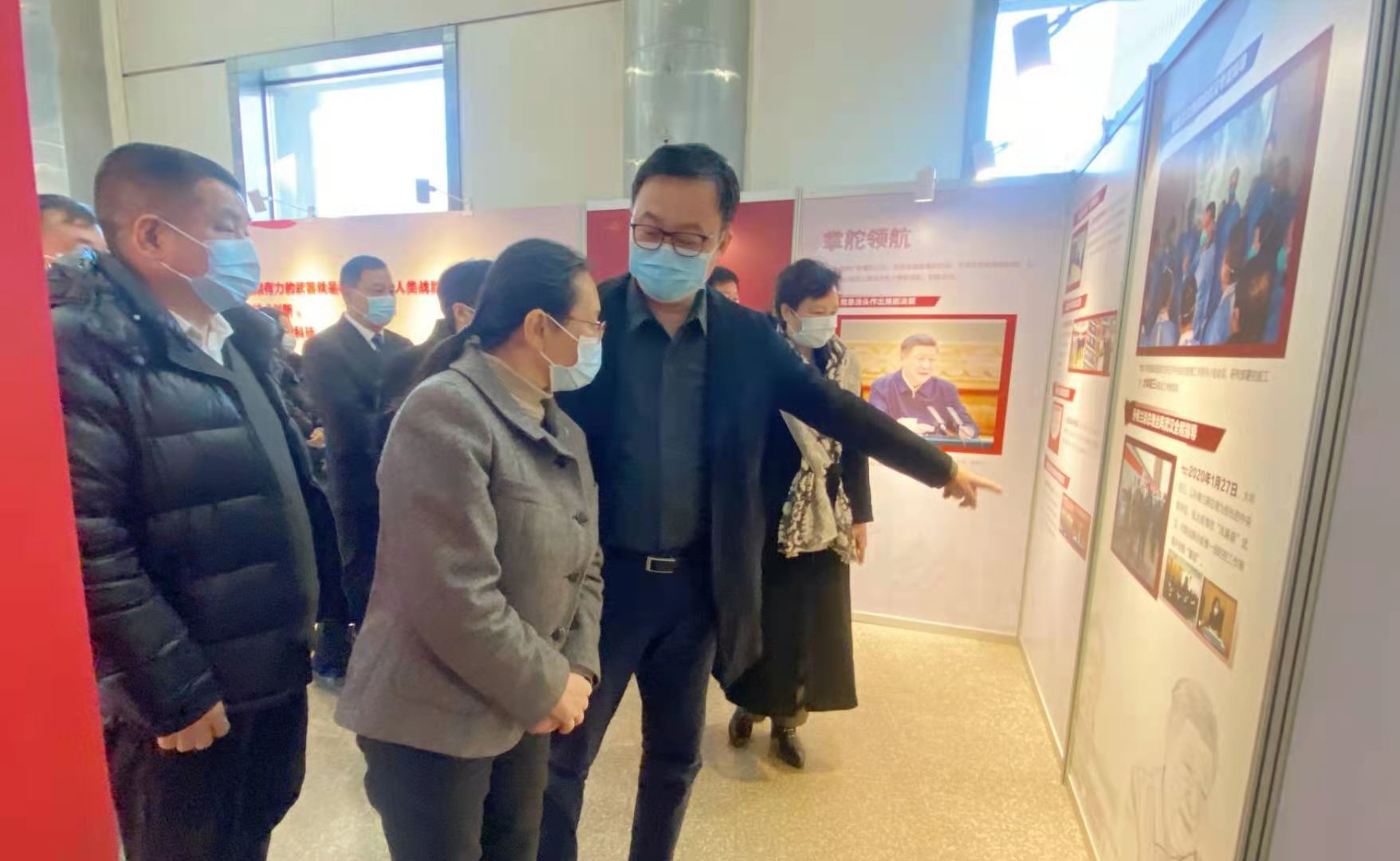 “武汉战‘疫’——抗击新冠肺炎疫情专题展”全国巡展首站在郑州开幕