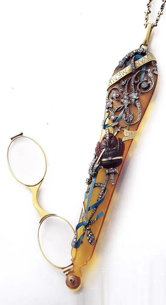 格蕾丝凯利是最美的人吗,格蕾丝凯利年轻照片