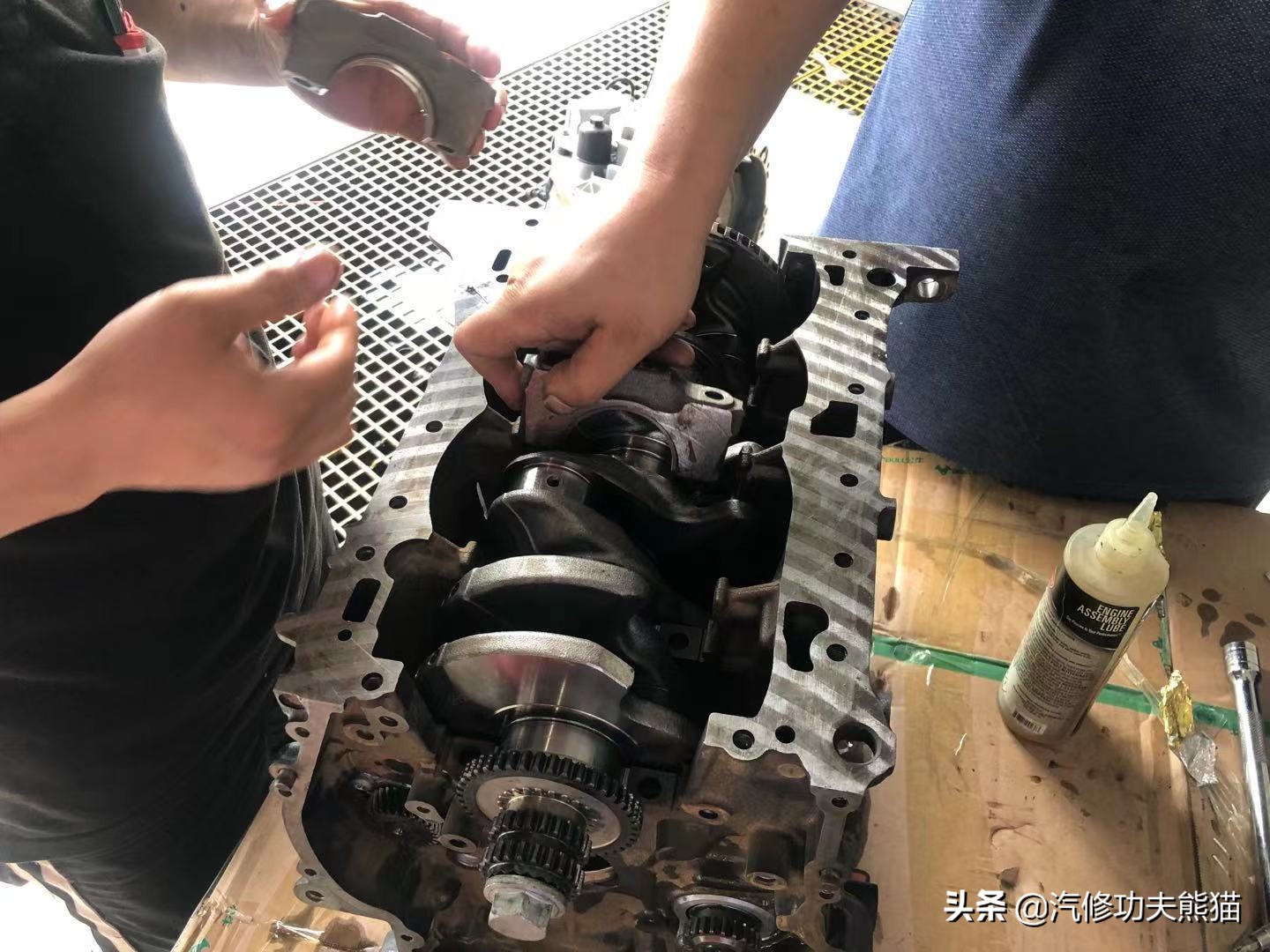 大众夏朗烧机油用什么燃油宝,2012款夏朗2.0t烧机油怎么处理