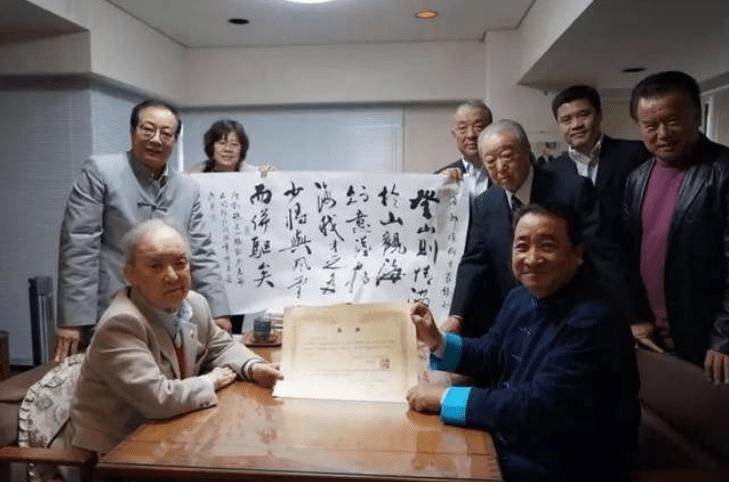 德云饭圈曹云金,德云斗笑社郭德纲针对张鹤伦