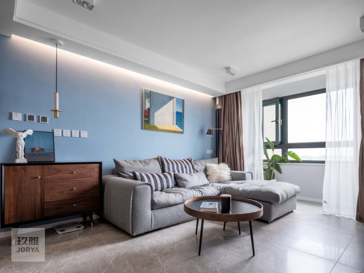 餐厅预留电视,终于实现了边做饭边追剧的愿望