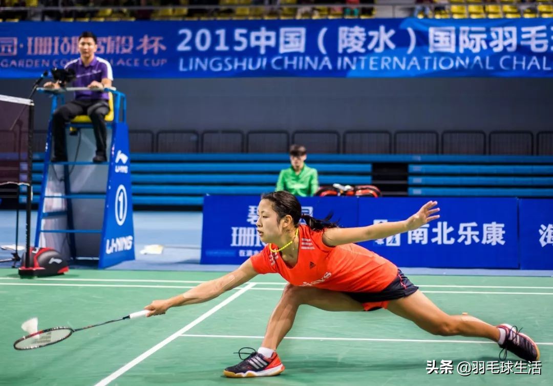 有道理！谁又不是一边受伤，一边坚持打羽毛球呢？