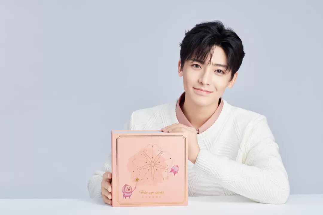 平价唇膏平替,20多块的唇膏300多的