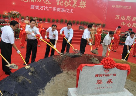 从1000到1万，谁是襄阳高房价推手一一大牌房企入襄（中篇）