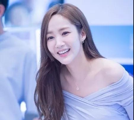 时雨老师护肤,小雨老师的油性肌肤