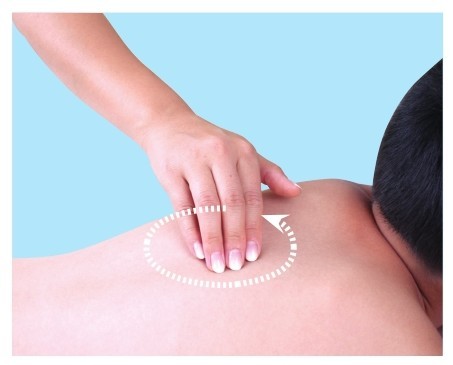 小儿退烧的最快方法按摩手法,小儿健脾消食的正确按摩手法