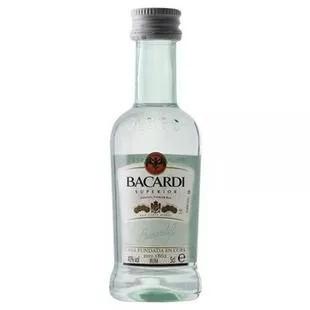 这些可以揣在裤兜里的酒，一遍走一边喝，好看又拽瞬间起范