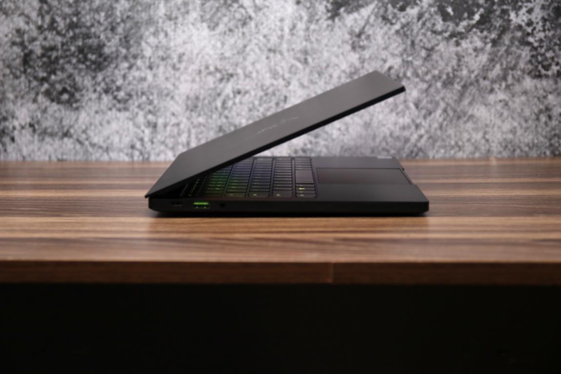 一万三买的电脑现在能卖多钱,一万三的笔记本值得买吗